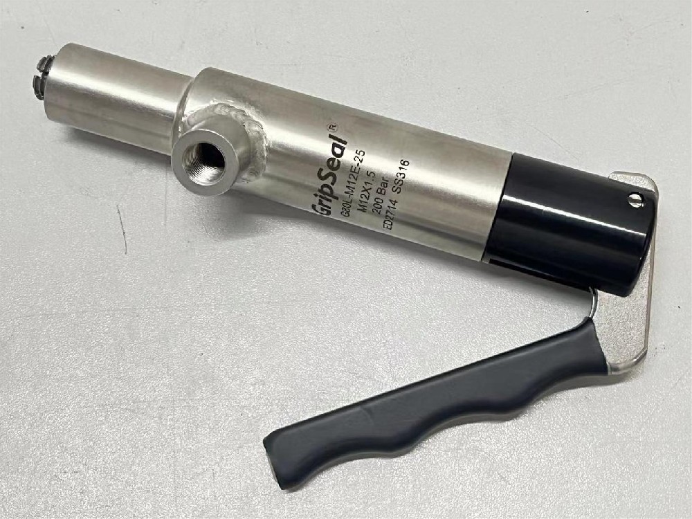 祥顺彩票G80内螺纹快速密封连接器电机控制器外壳密封方法
