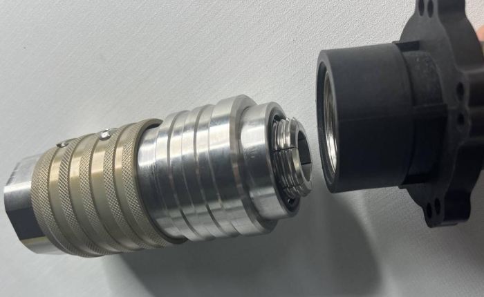 祥顺彩票G65直通式内螺纹快速密封连接器连接方案