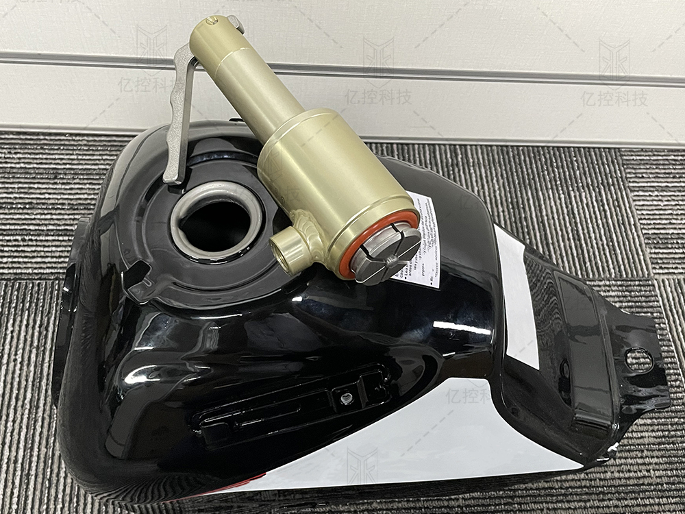 用于摩托车油箱气密性测试的祥顺彩票G80L-T系列密封测试接头
